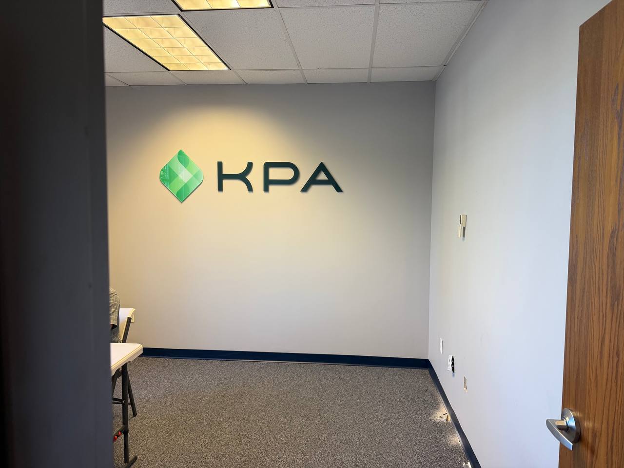 Dimensional lobby sign - KPA